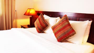 Deluxe Room - Round Trip Transfer | Premium bedding, minibar, in-room safe, desk