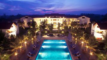 2 outdoor pools, pool umbrellas, pool loungers