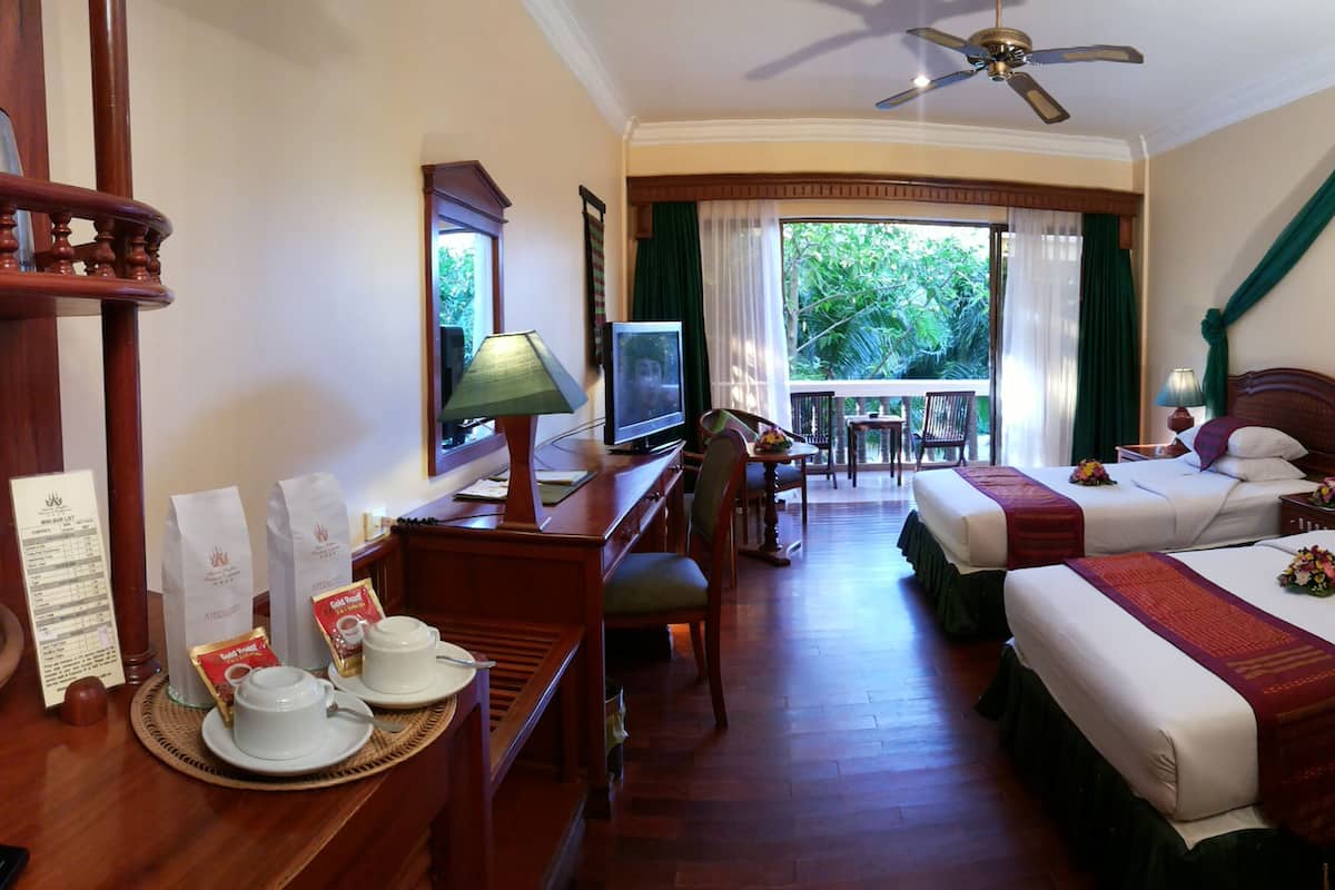 Minibar, in-room safe, iron/ironing board, rollaway beds