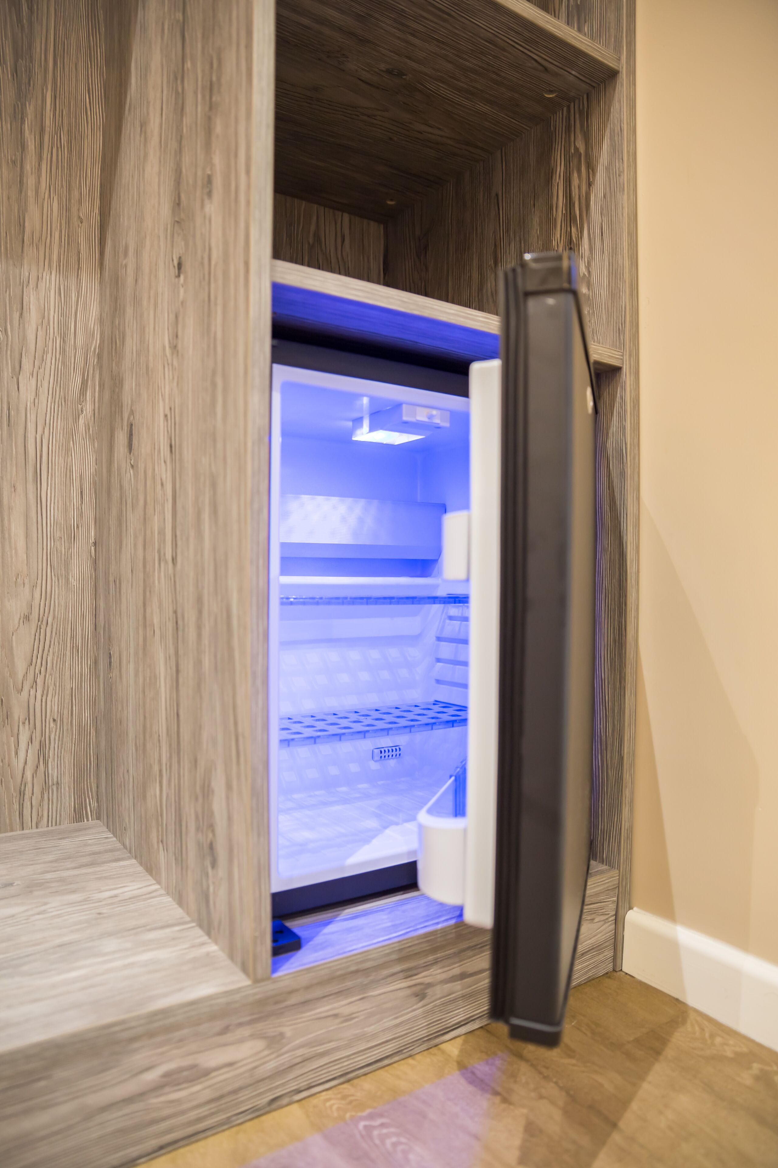 family room | minibar