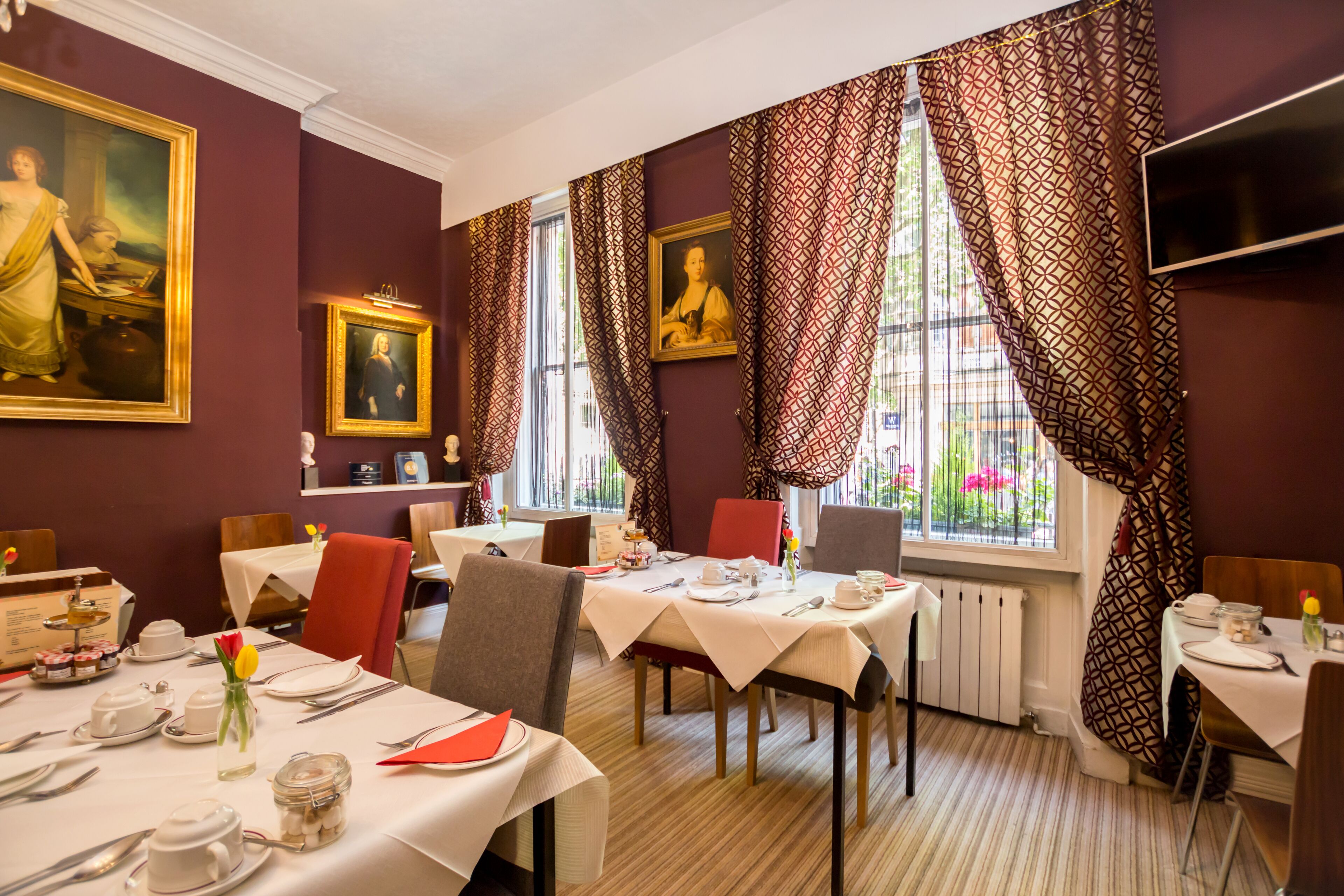 daily english breakfast (gbp 15 per person)