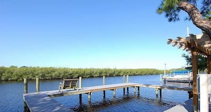 Pirate's Pointe Resort