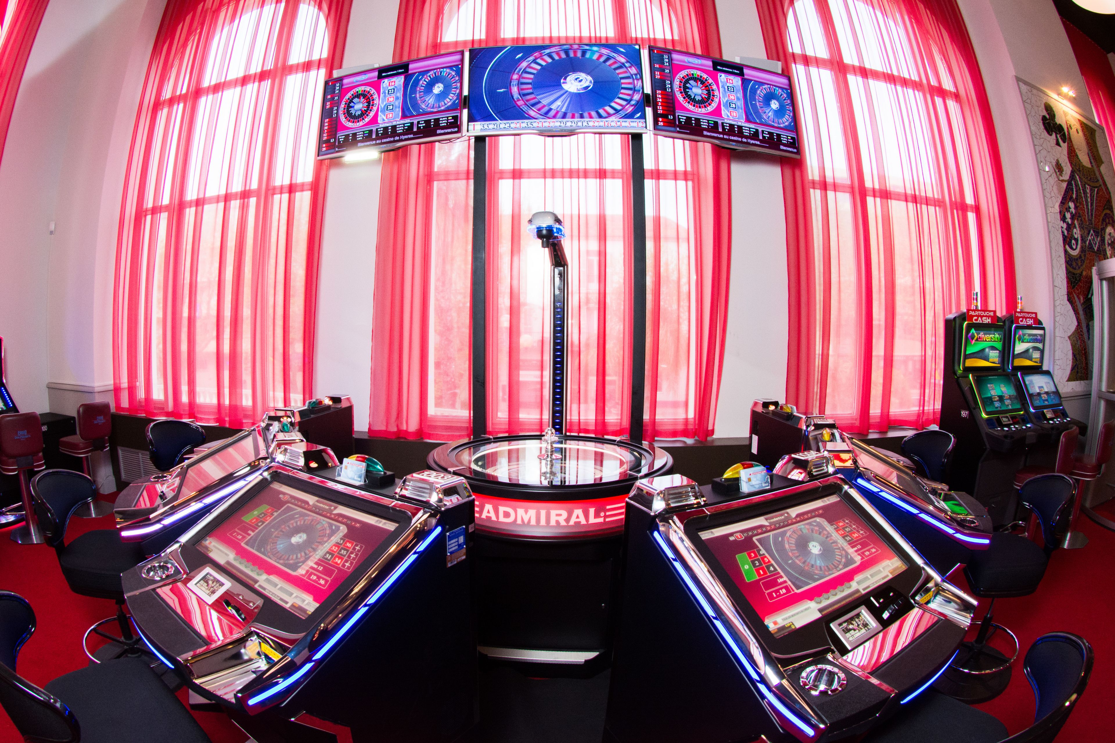 Foto - Casino Hôtel des Palmiers