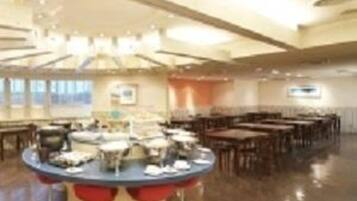 Bữa sáng buffet hàng ngày (1000 JPY/mỗi người)