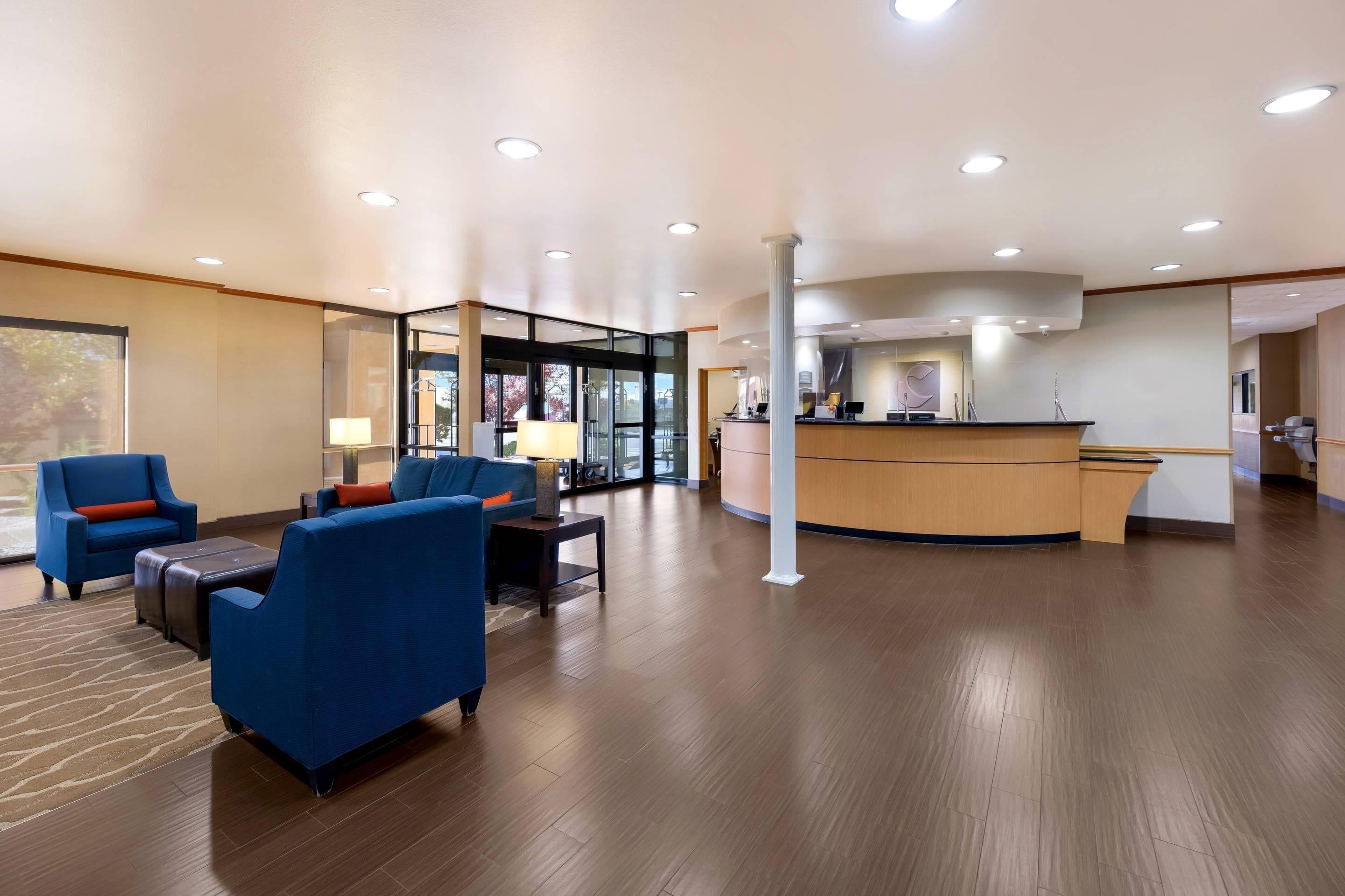 Photo - Comfort Suites El Paso West