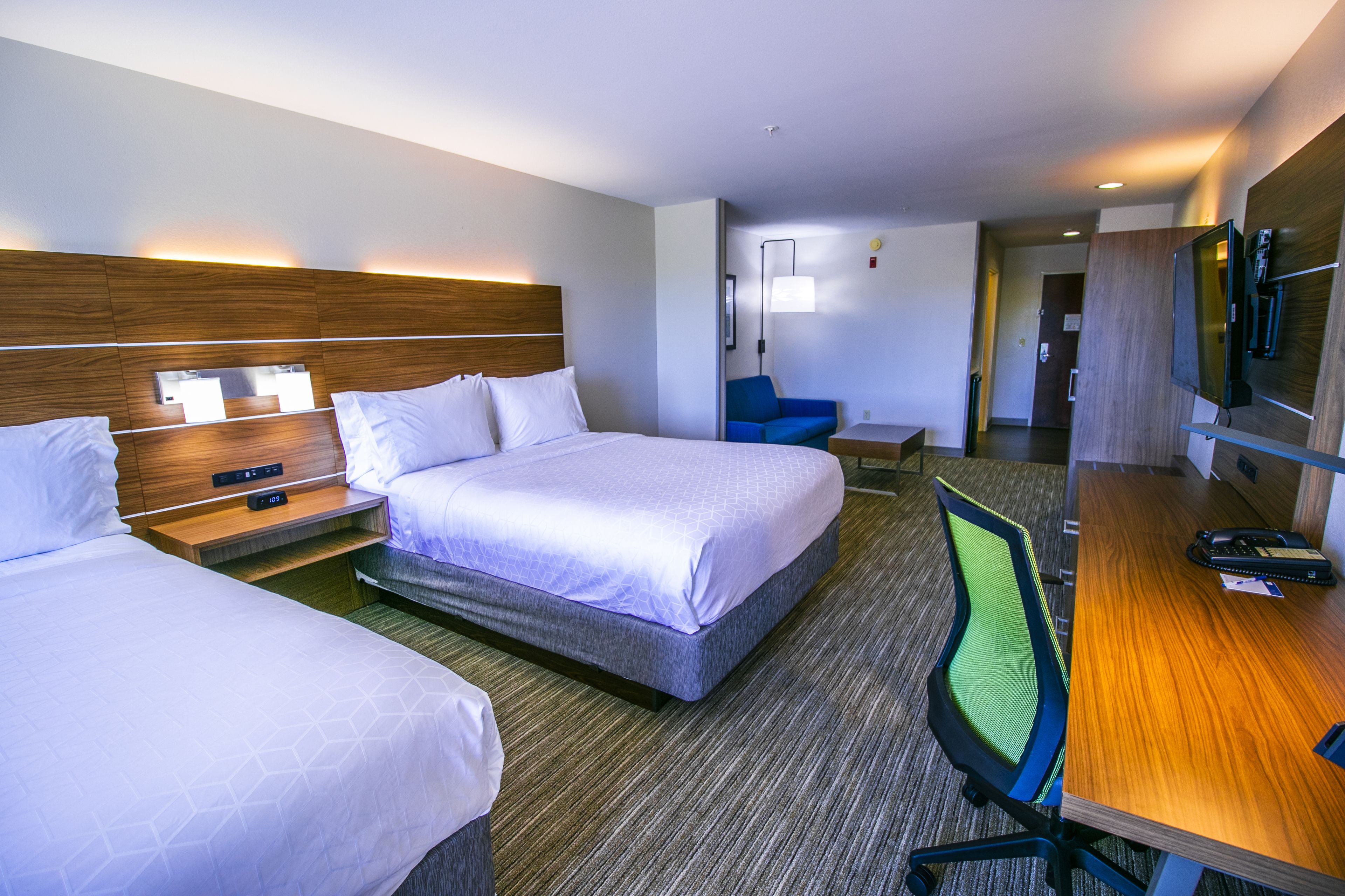 in-room safe, desk, iron/ironing board, free cots/infant beds