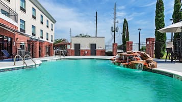 Udendørs pool