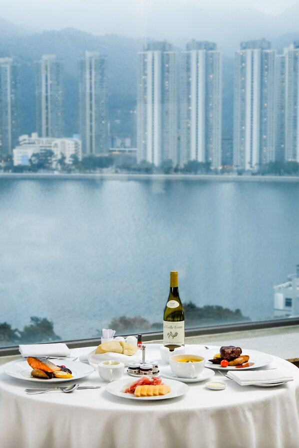 Executive Room, 1 Bedroom, Harbor View | Beach/ocean view - Hyatt Regency Hong Kong, Sha Tin (Sha Tin)