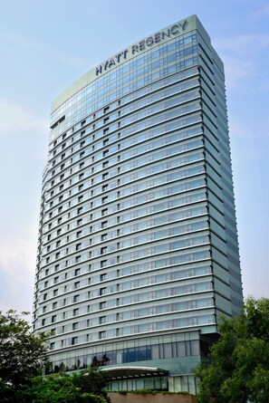 Exterior detail - Hyatt Regency Hong Kong, Sha Tin (Sha Tin)