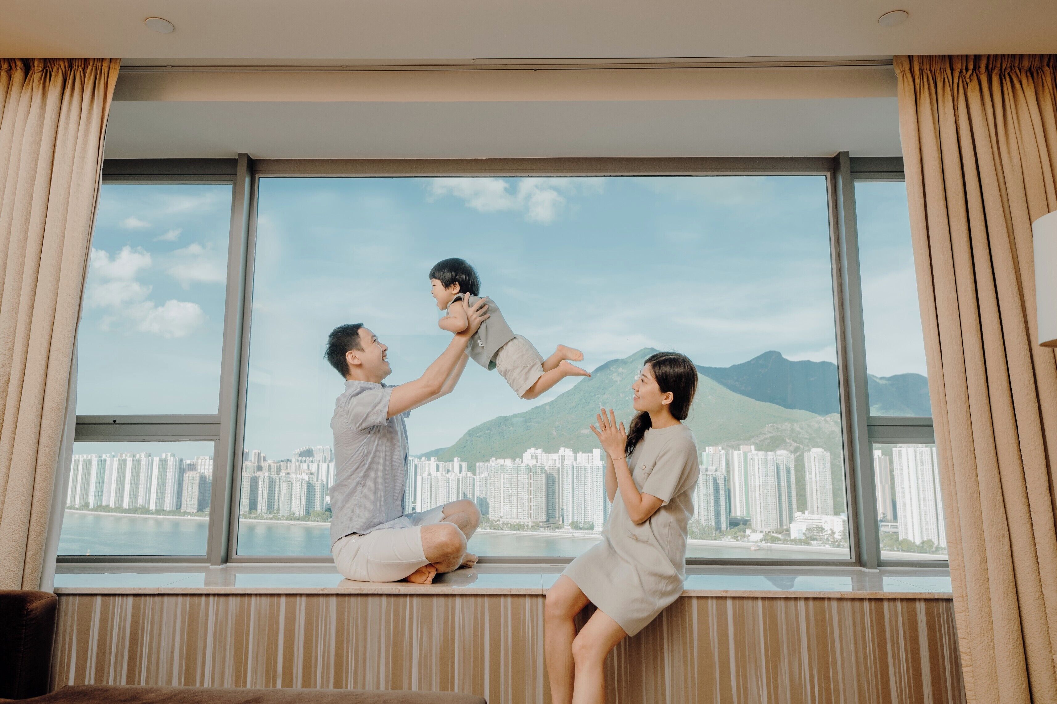 executive room, 1 bedroom, harbour view | premium bedding, minibar, in-room safe, desk