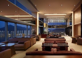 2 bares, bar junto a la piscina