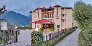 Fachada del alojamiento