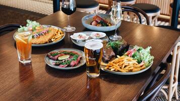 Lunch and dinner served