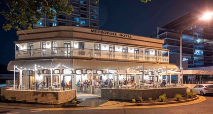 Oaks Townsville Hotel