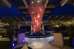 4 restaurants; lunch and dinner served - The Zuri Whitefield, Bangalore (Bengaluru)