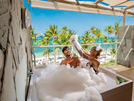 Junior Suite, Sea View (Premium Level) | Premium bedding, minibar, in-room safe, individually decorated