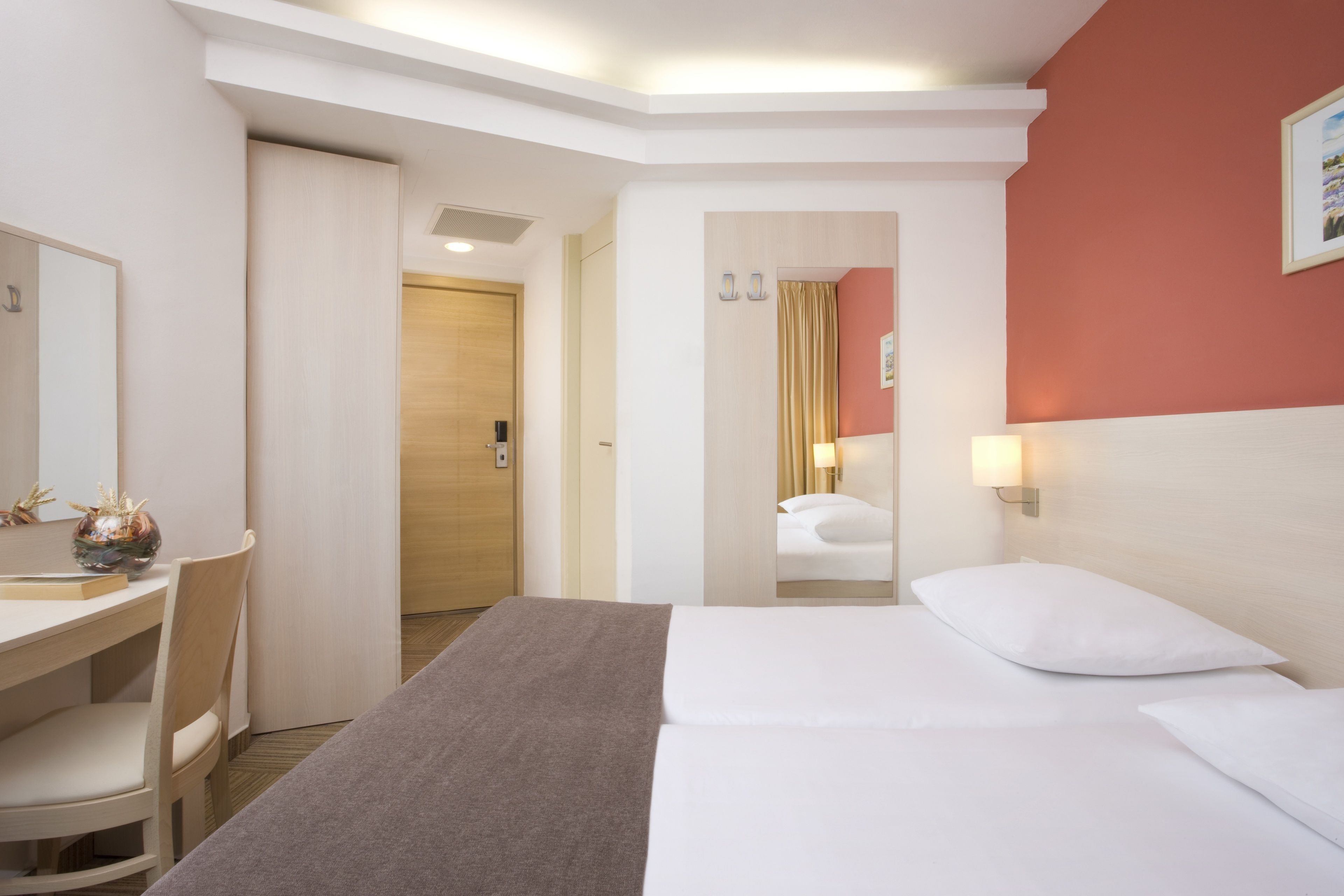 minibar, in-room safe, desk, free wifi