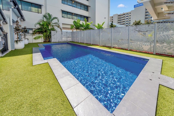 Outdoor pool, open 6:00 AM to 10:00 PM, sun loungers