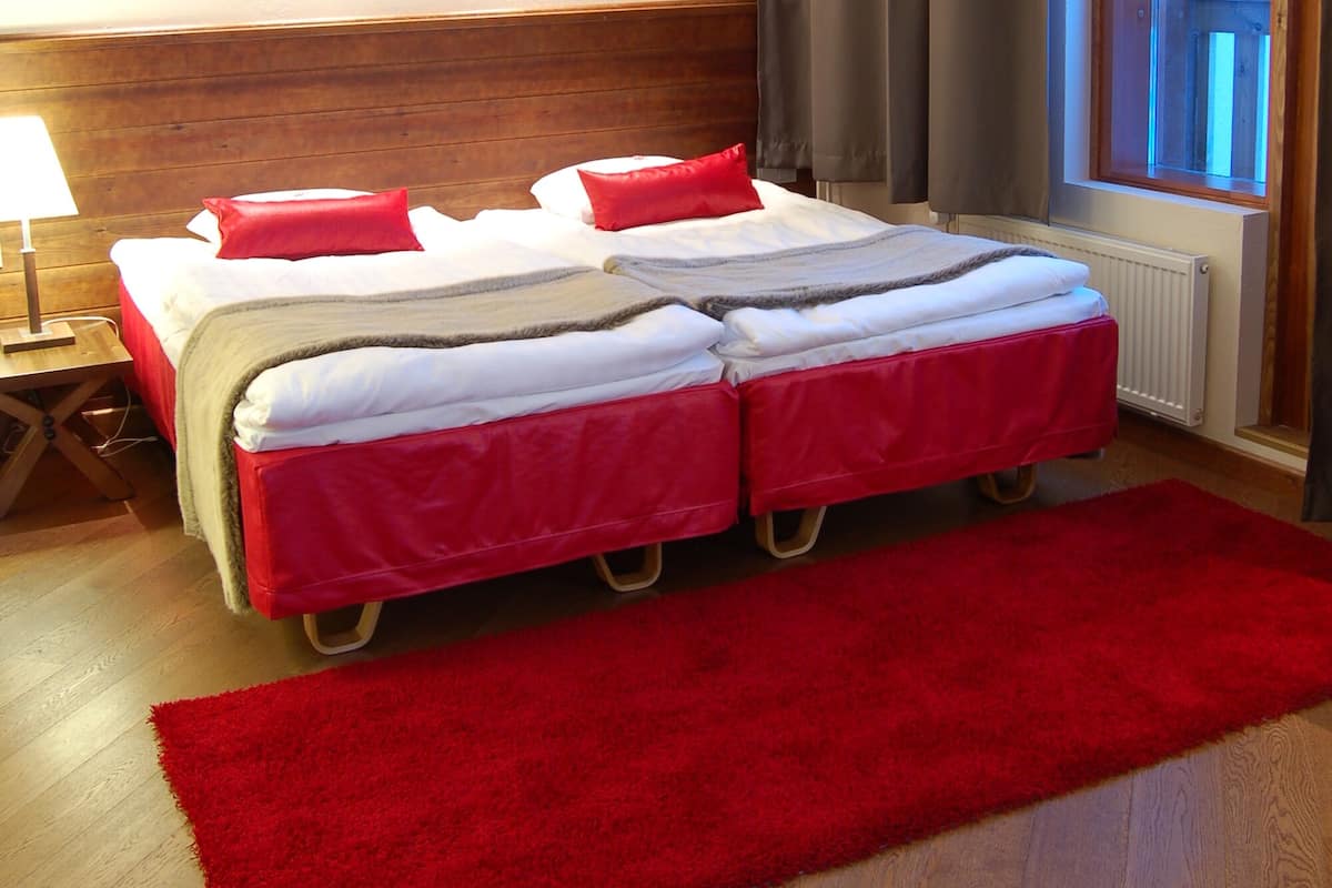 Junior Suite | 1 camera, Wi-Fi gratuito, lenzuola