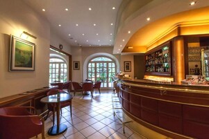 Bar (en la propiedad)