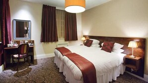 Room - Castle Hotel (Ruthin)