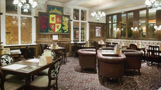 Restaurant - Castle Hotel (Ruthin)