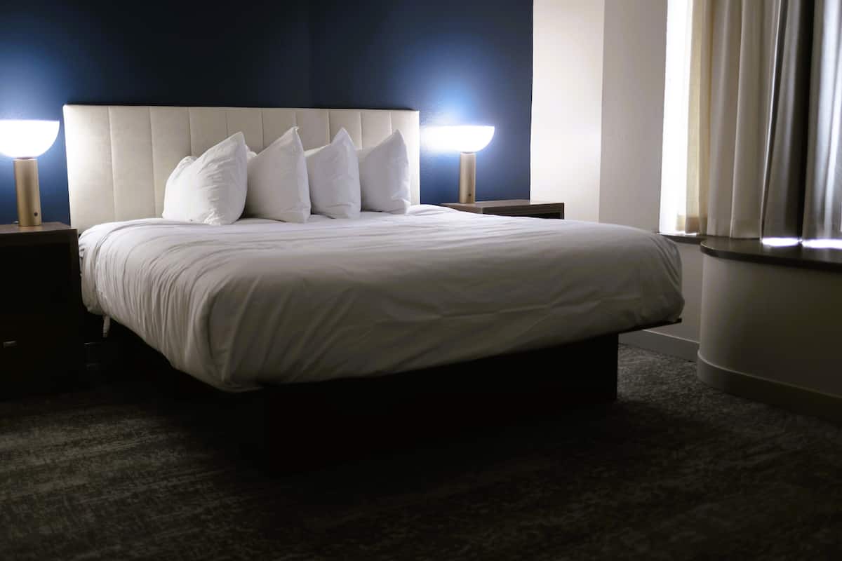 Egyptian cotton sheets, premium bedding, down comforters, desk