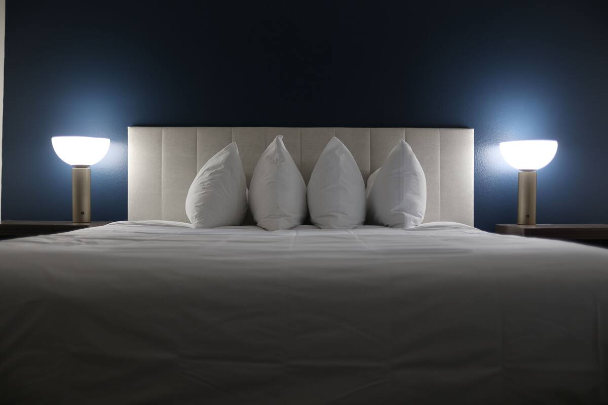 egyptian cotton sheets, premium bedding, down duvets, desk