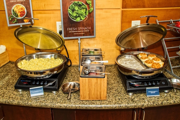 Colazione continentale inclusa, servita tutte le mattine