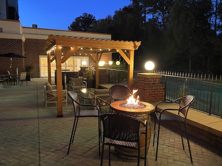 Exterior. Springhill Suites by Marriott New Bern