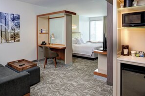 Flat-screen TV, iPod dock - SpringHill Suites by Marriott Saginaw (Saginaw)