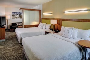 办公桌、熨斗/熨衣板、免费婴儿床、免费 WiFi