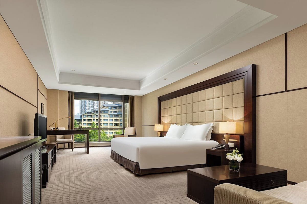 Superior Double Room | Premium bedding, minibar, in-room safe, desk