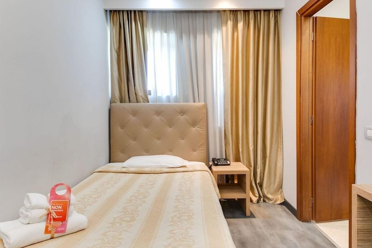 Minibar, in-room safe, desk, blackout drapes