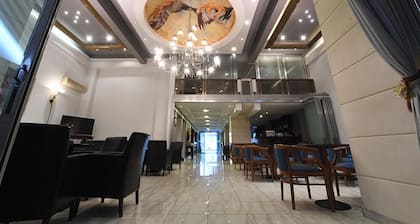 Ephira Hotel