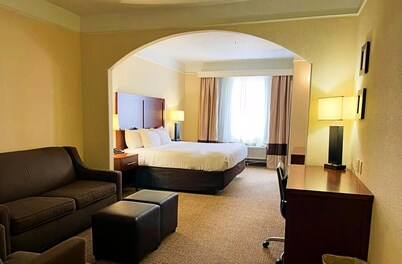 Comfort Inn & Suites, Odessa I-20