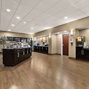 Comfort Suites Nashville near Percy Priest Lake