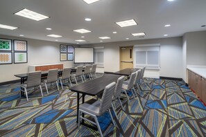 Meeting facility - Holiday Inn Express Hotel & Suites Talladega by IHG (Talladega)