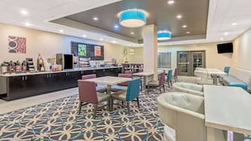 Free continental breakfast