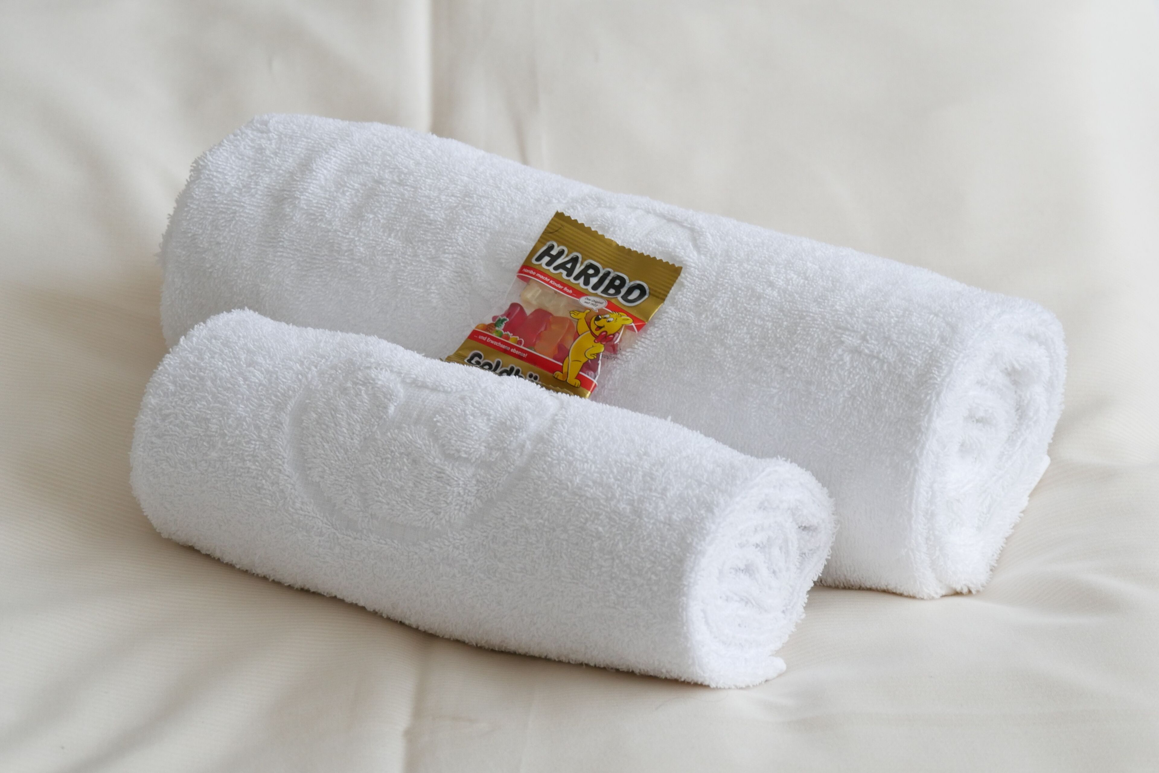 basic single room | hypo-allergenic bedding, in-room safe, desk, soundproofing