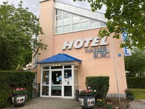 Exterior - Hotel Wasserburg (Munich)