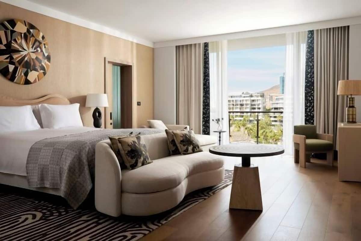 Premium bedding, down duvets, pillow-top beds, free minibar items