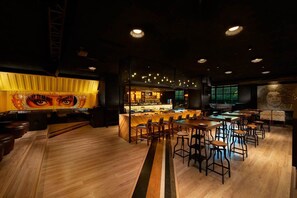 Gastropub, udsigt til haven, åben hver dag