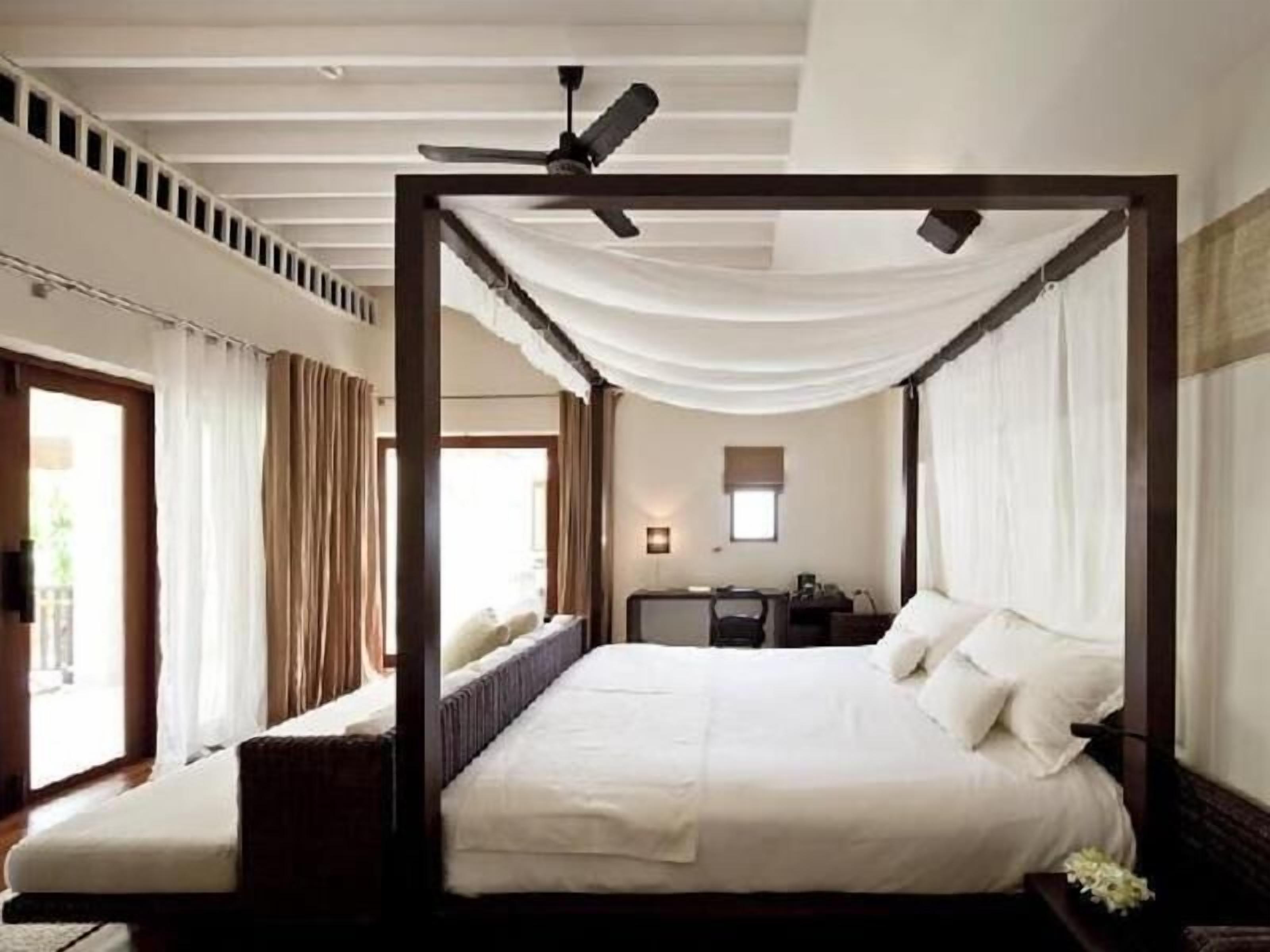Premium bedding, Select Comfort beds, minibar, in-room safe