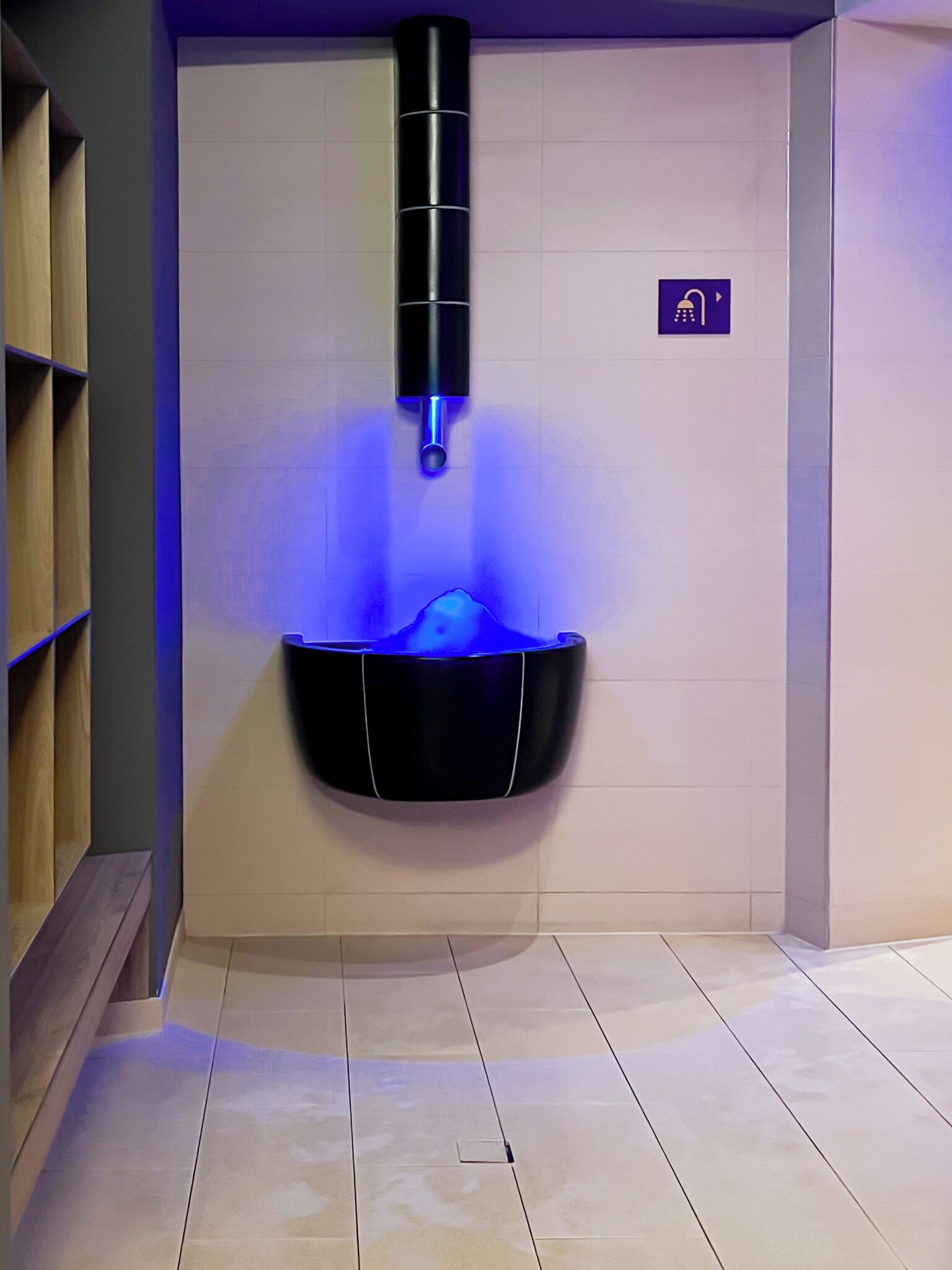 couples treatment room(s), sauna, hot tub, body treatments, body wraps