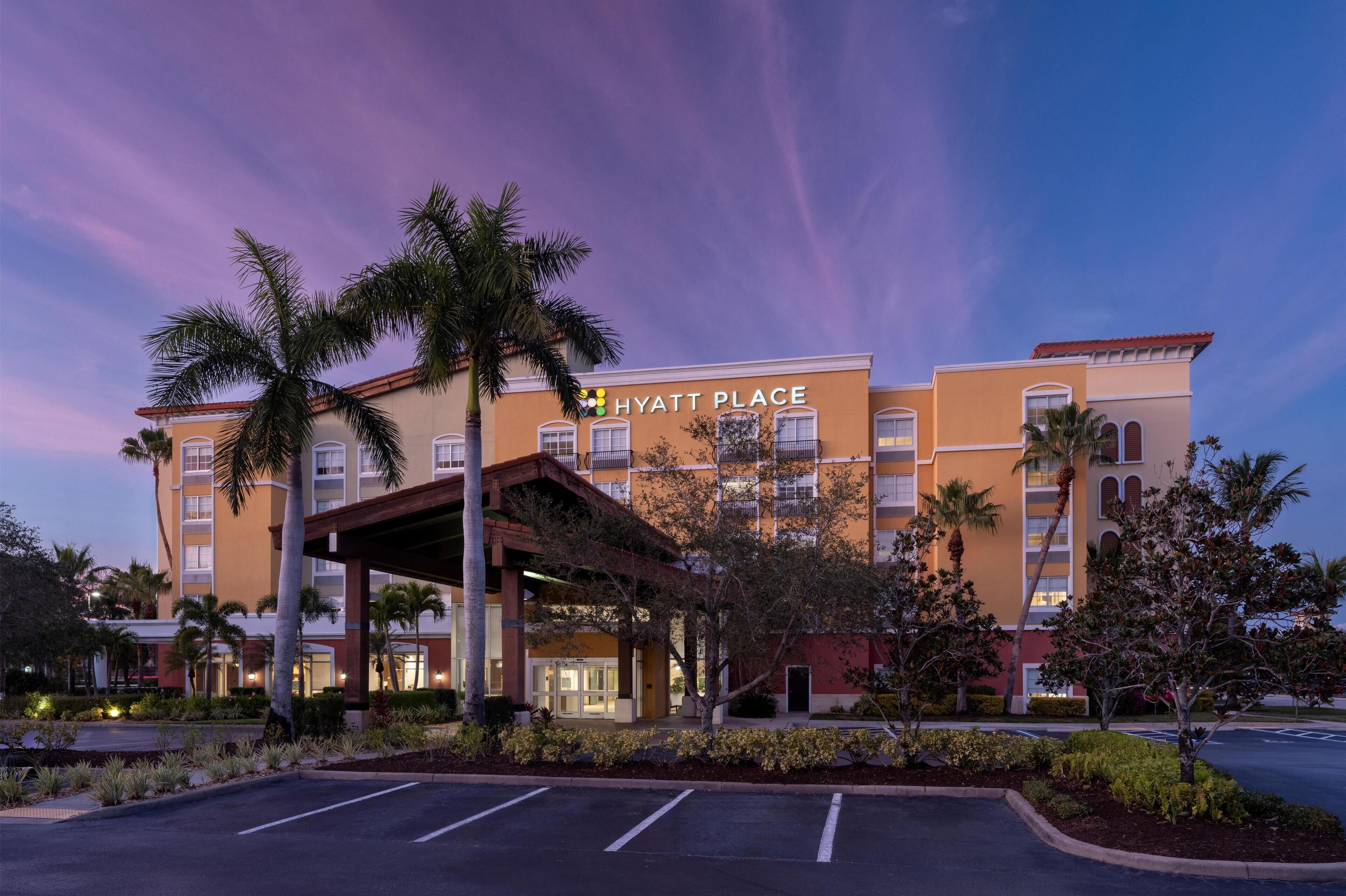 Photo - Hyatt Place Fort Myers Estero - Newly Renovated