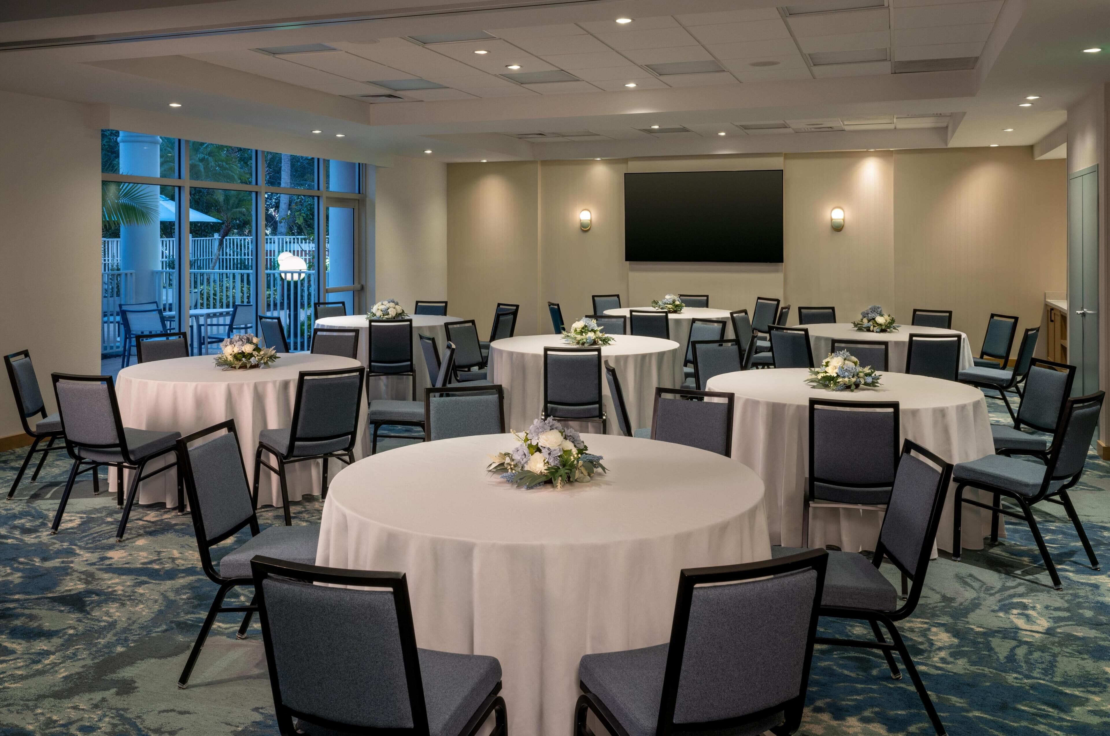 Photo - Hyatt Place Fort Myers Estero - Newly Renovated