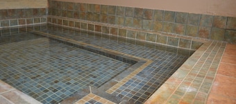 Riverside Hot Springs Inn & Spa - Adults Only