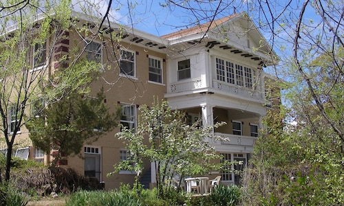 Riverside Hot Springs Inn & Spa - Adults Only