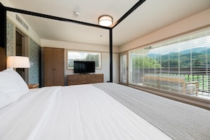 Suite, 3 Bedrooms (Penthouse) | View from room - Waynesville Inn and Golf Club, Tapestry Collection by Hilton (Waynesville)